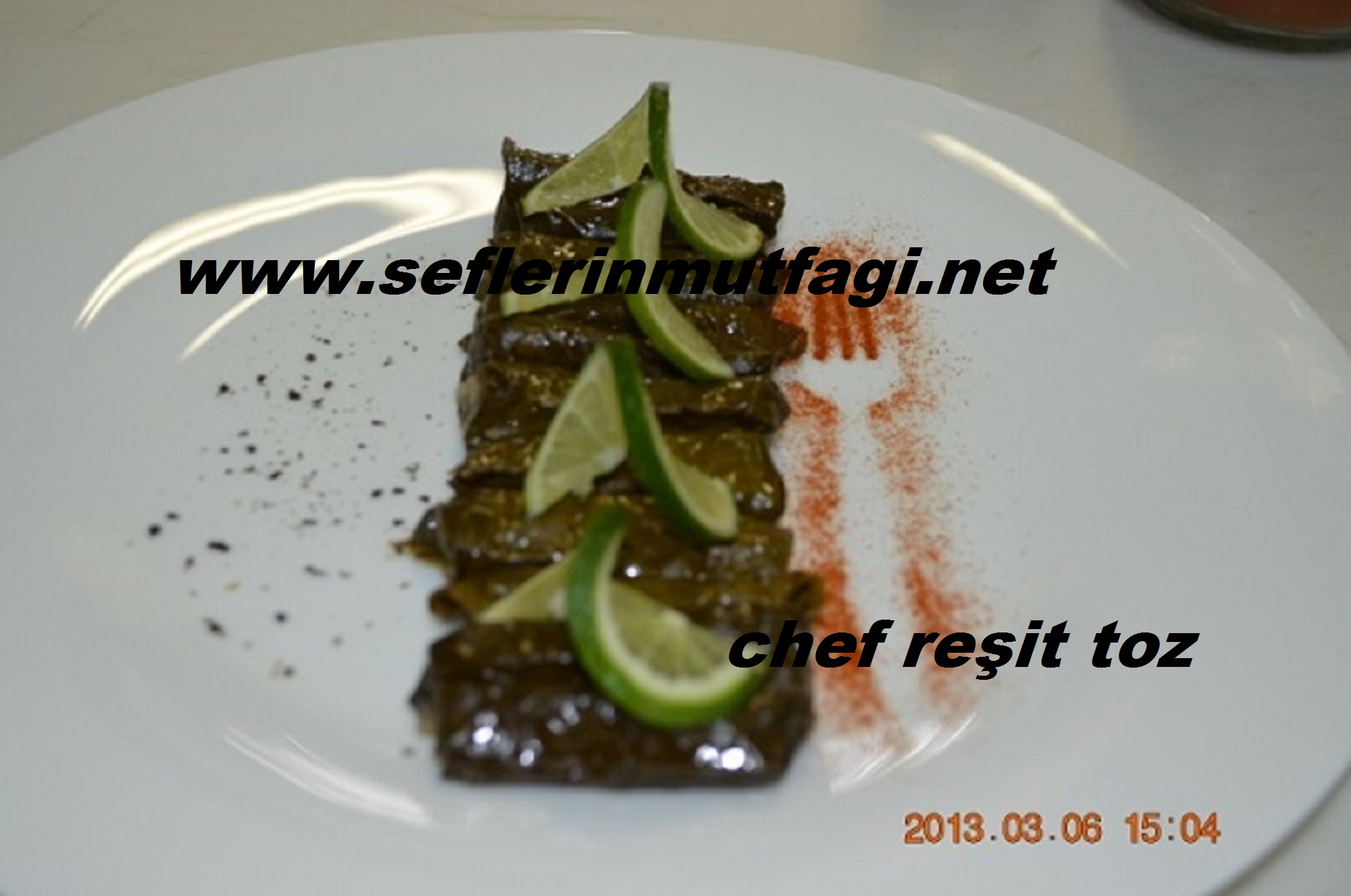 Ekşili etli yaprak sarma