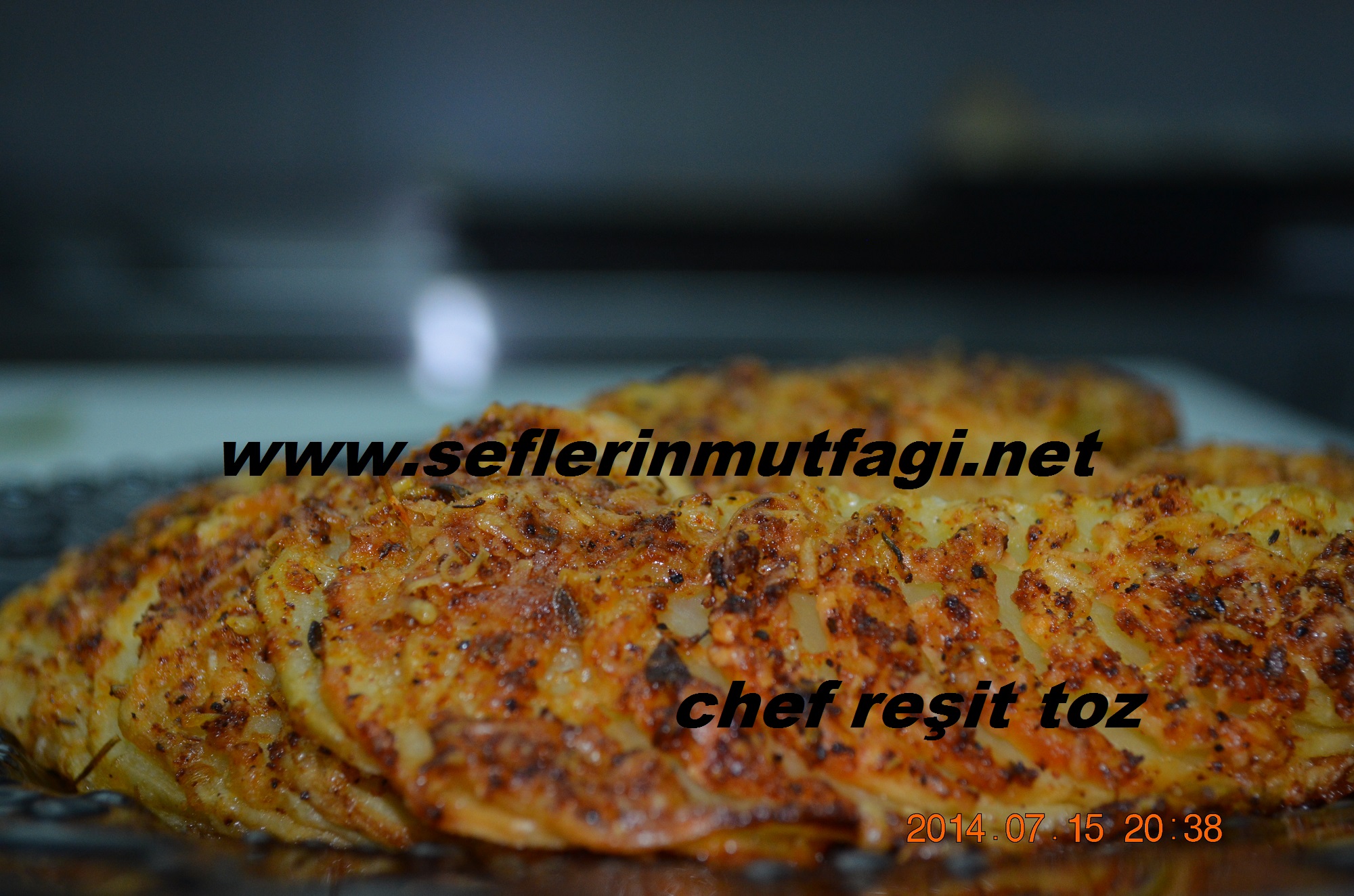 Fırında parmesanlı patates