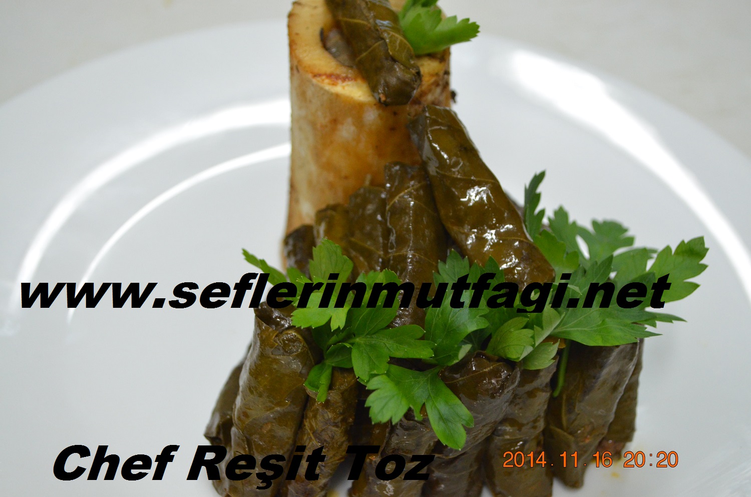 Etli yaprak sarma tarifi-yemek tarifl…