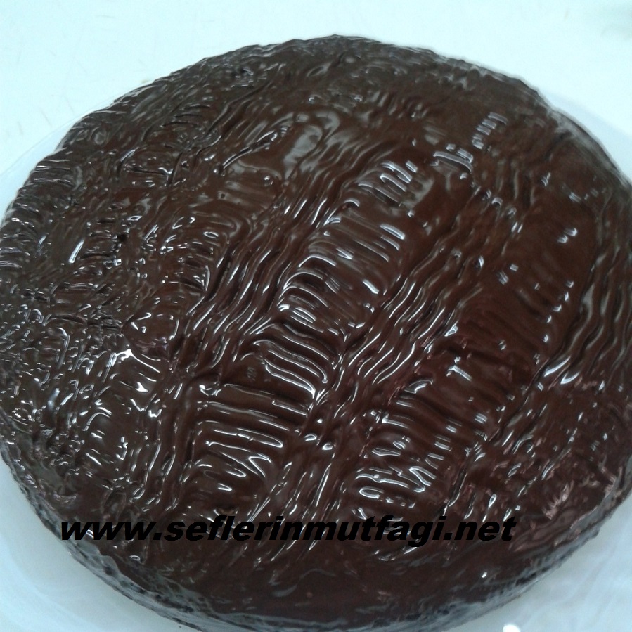 Çikolatalı kek