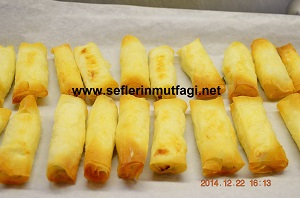 Baklava yufkalı börek