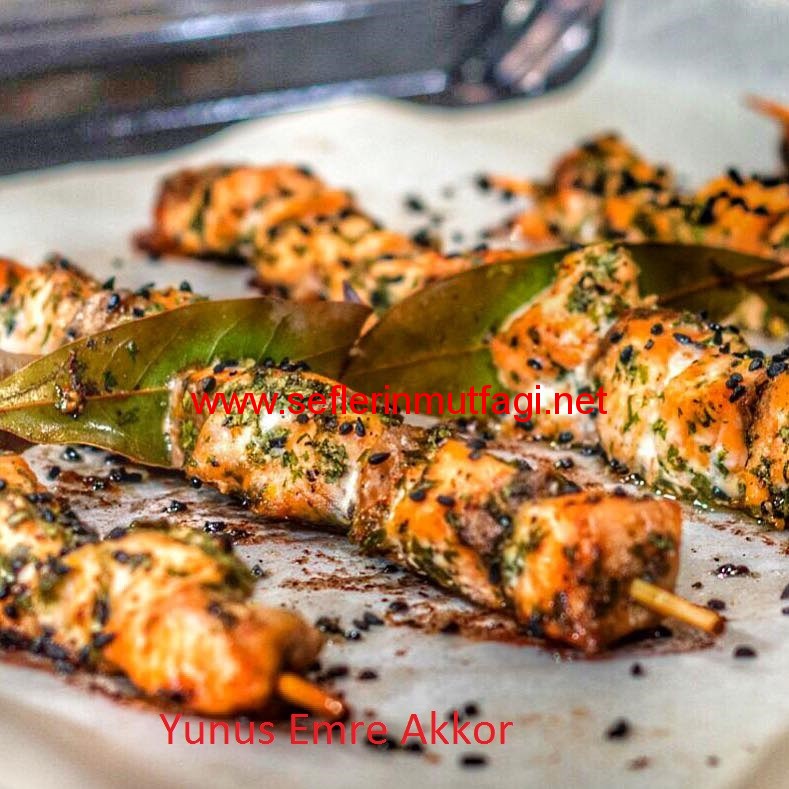 Limonlu somon şiş kebap-Yunus emre akkor