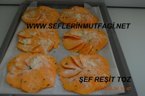 Fırında tatlı patates