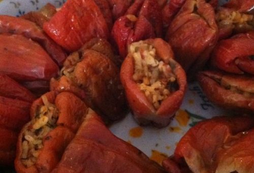 Zeytinyağlı Kuru Biber Dolması